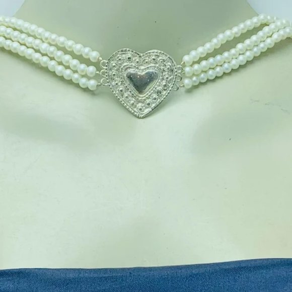 Pearls Jewelry Set, Pearls Beaded Chain Necklace With Metal Motifs And Earrings - Picture 1 of 10